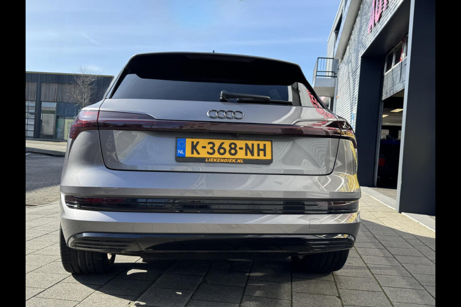 Audi e-tron 55 Quattro S Edition 95 kWh - Panorama-dak I 22inch velgen I Leer I Camera I Airco I Enzz....