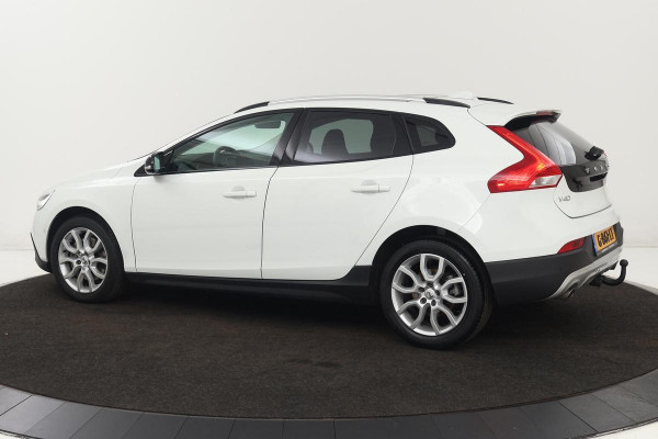 Volvo V40 Cross Country 1.5 T3 Polar+ Luxury | Pano.Dak | Camera | navigatie | Stoelverwarming |