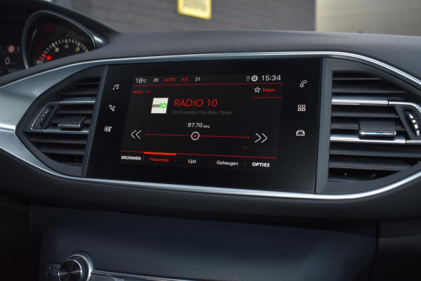 Peugeot 308 SW 1.2 PureTech 130PK Aut. GT-line | Carplay | Stoelverwa. | Panodak | Incl. Garantie