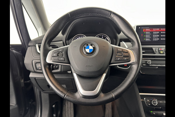 BMW 2 Serie Active Tourer 218d Executive Edition Sport-Line Aut. *HEAD-UP | FULL-LED | LEATHER-MICROFIBRE  | AMBIENT-LIGHT | CAMERA | NAVI-FULLMAP | SPORT-SEATS | ECC | PDC | CRUISE | 17''ALU*