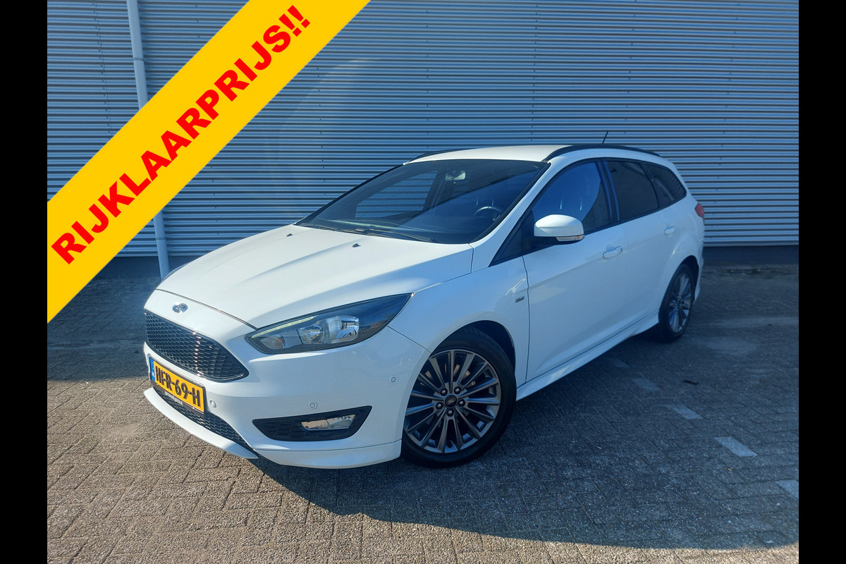 Ford FOCUS Wagon 1.5 Titanium airco,cruise,navigatie,stoel/stuurverwarming,parkeersensoren,