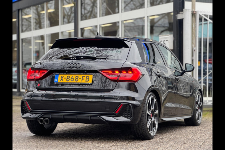 Audi A1 Sportback 40TFSI S1 edition one Akrapovic Camera RS flippers AUT Virtual cockpit Stoel vw