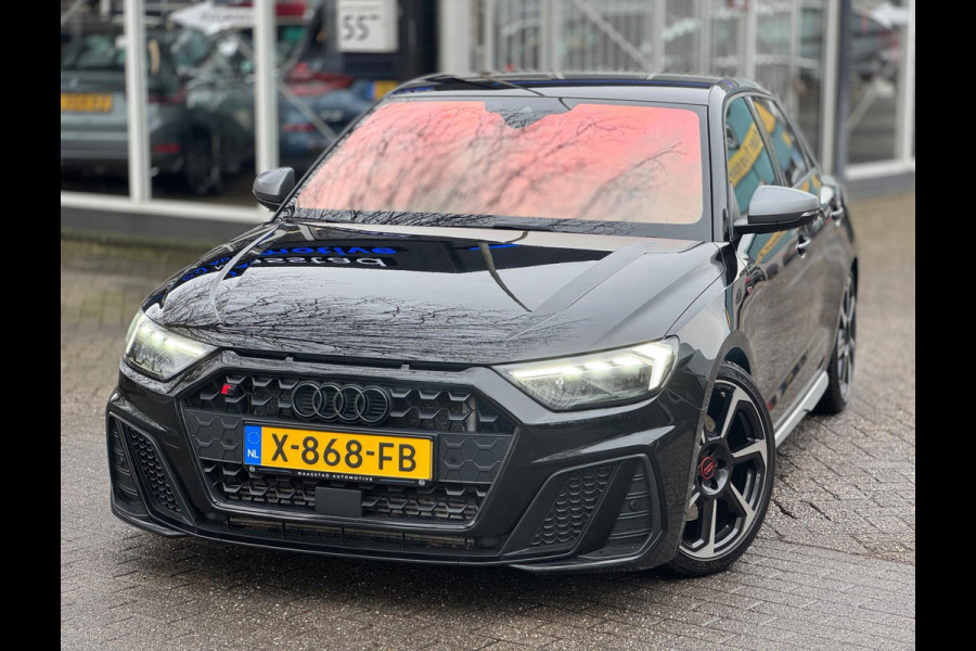 Audi A1 Sportback 40TFSI S1 edition one Akrapovic Camera RS flippers AUT Virtual cockpit Stoel vw