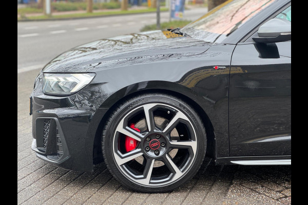 Audi A1 Sportback 40TFSI S1 edition one Akrapovic Camera RS flippers AUT Virtual cockpit Stoel vw