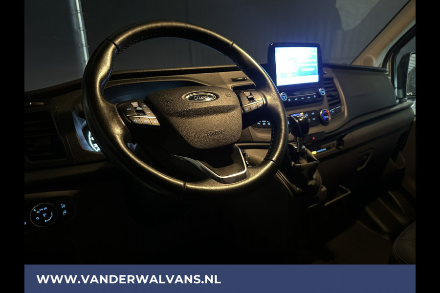 Ford Transit 2.0 TDCI 170pk L3H3 Euro6 Airco | Navigatie | 2500kg Trekhaak | Cruisecontrol Verwarmde voorruit, Parkeersensoren, Bijrijdersbank