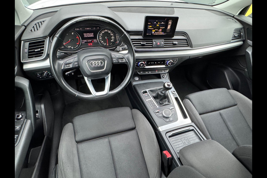 Audi Q5 2.0 TDI Sport * Black pakket * Stoelverwarming * Cruise * Trekhaak *