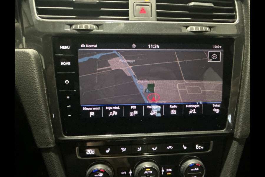 Volkswagen e-Golf | Clima | Lederen bekleding | Achteruitrijcamera |  SoH (batterijcheck) 89,7% score!
