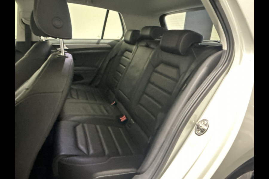 Volkswagen e-Golf | Clima | Lederen bekleding | Achteruitrijcamera |  SoH (batterijcheck) 89,7% score!