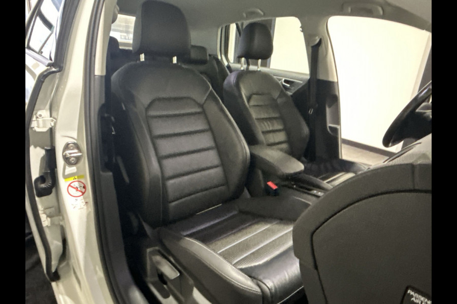 Volkswagen e-Golf | Clima | Lederen bekleding | Achteruitrijcamera |  SoH (batterijcheck) 89,7% score!