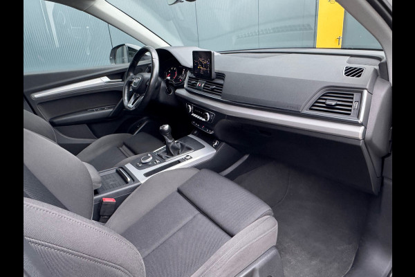 Audi Q5 2.0 TDI Sport * Black pakket * Stoelverwarming * Cruise * Trekhaak *