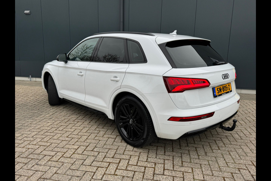 Audi Q5 2.0 TDI Sport * Black pakket * Stoelverwarming * Cruise * Trekhaak *