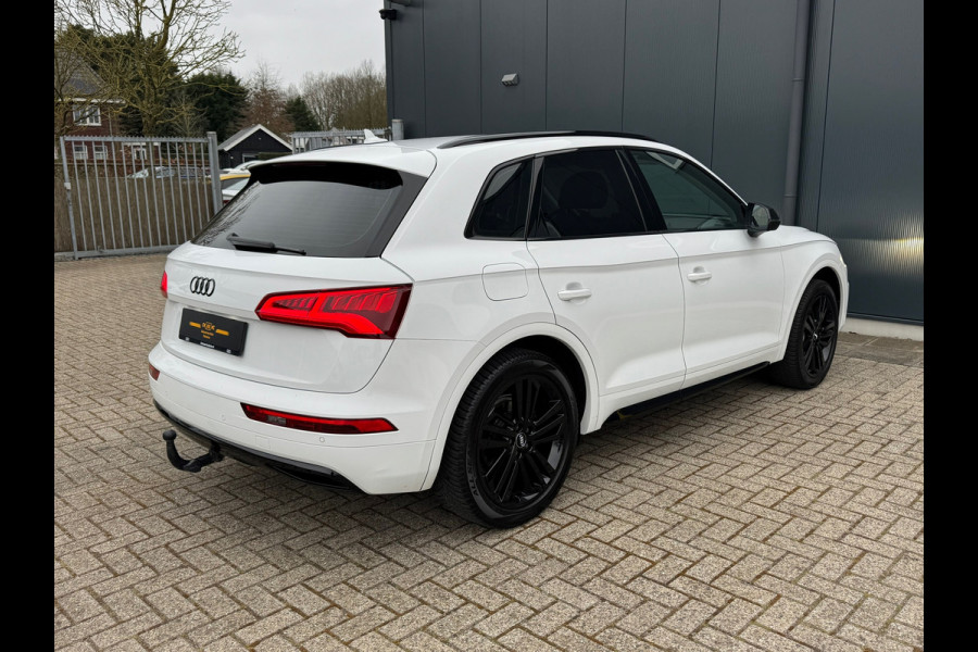 Audi Q5 2.0 TDI Sport * Black pakket * Stoelverwarming * Cruise * Trekhaak *