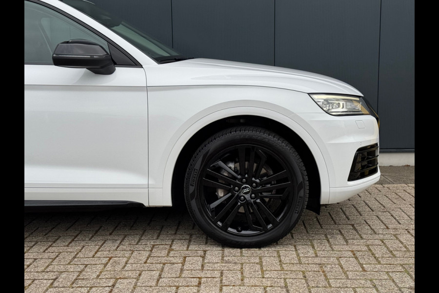 Audi Q5 2.0 TDI Sport * Black pakket * Stoelverwarming * Cruise * Trekhaak *