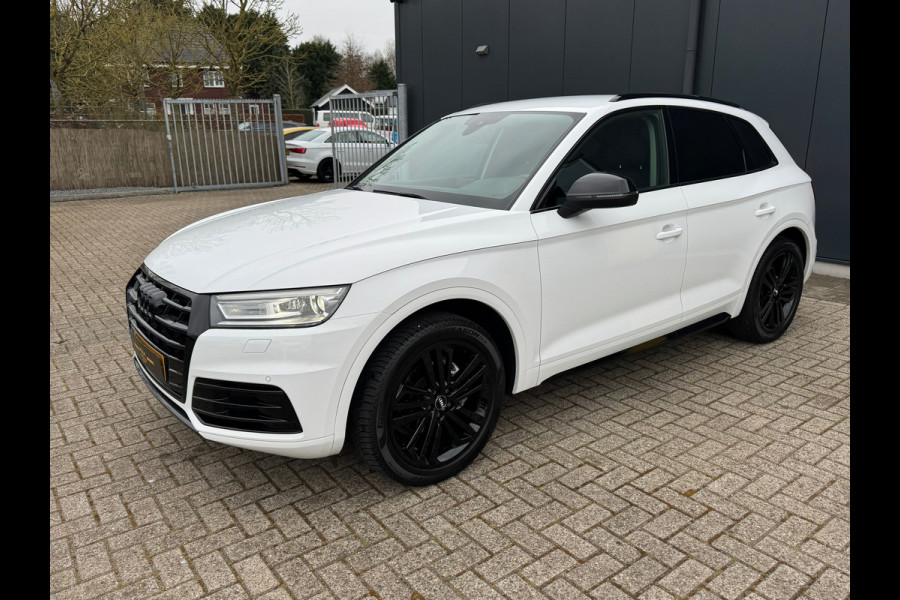 Audi Q5 2.0 TDI Sport * Black pakket * Stoelverwarming * Cruise * Trekhaak *