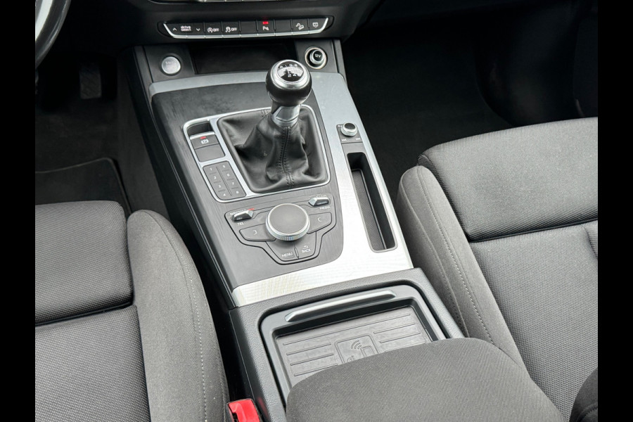 Audi Q5 2.0 TDI Sport * Black pakket * Stoelverwarming * Cruise * Trekhaak *