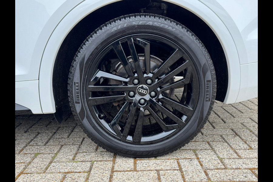 Audi Q5 2.0 TDI Sport * Black pakket * Stoelverwarming * Cruise * Trekhaak *