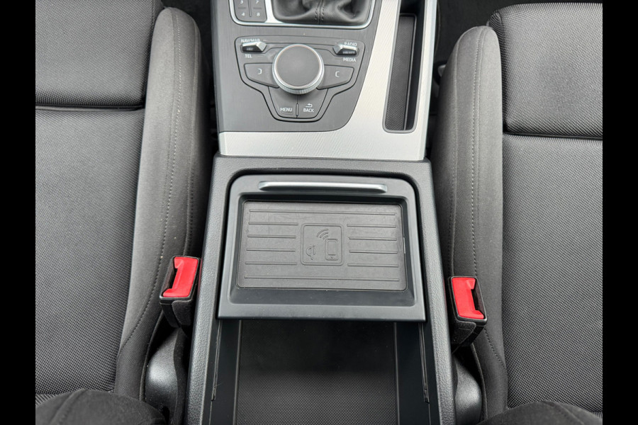 Audi Q5 2.0 TDI Sport * Black pakket * Stoelverwarming * Cruise * Trekhaak *