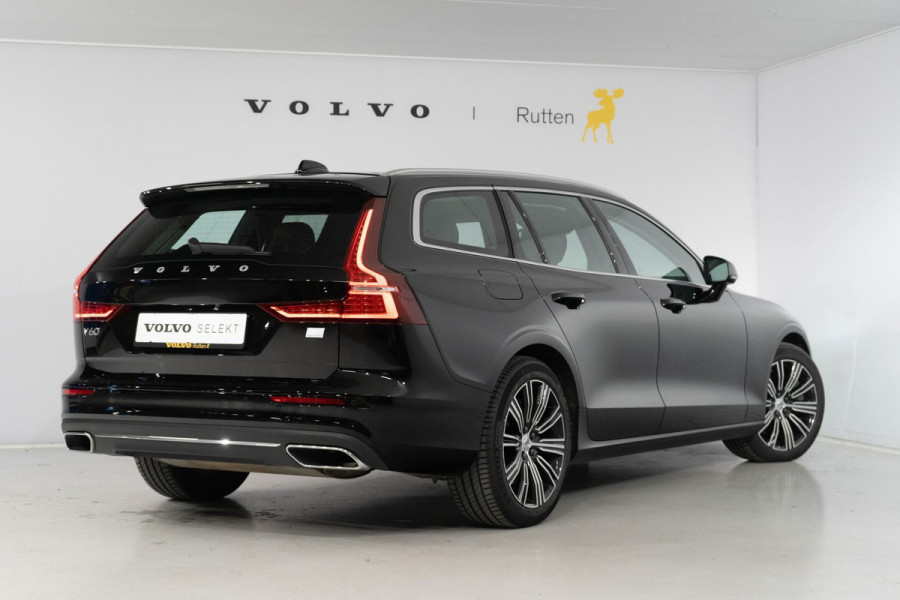 Volvo V60 T6 340PK Automaat Recharge AWD Inscription Semi-elektrisch inklapbare trekhaak / Lederen bekleding / Stoel- en stuurverwarming /  Harman Kardon / Volvo On-Call / Keyless Entry / Elektrische stoelen met geheugen / Apple Carplay /