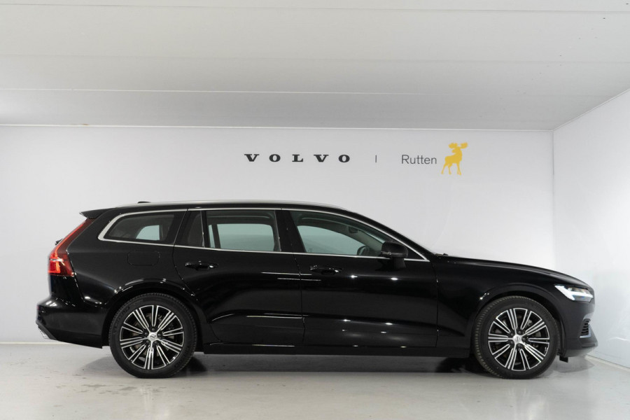 Volvo V60 T6 340PK Automaat Recharge AWD Inscription Semi-elektrisch inklapbare trekhaak / Lederen bekleding / Stoel- en stuurverwarming /  Harman Kardon / Volvo On-Call / Keyless Entry / Elektrische stoelen met geheugen / Apple Carplay /