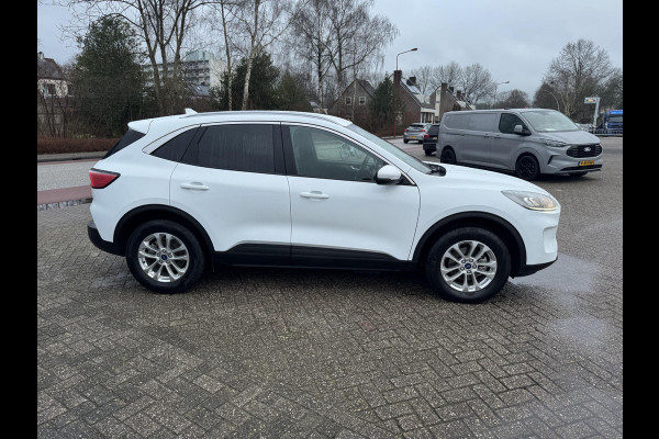 Ford Kuga 2.5 PHEV Titanium | Wegklapbare trekhaak | Winter Pack