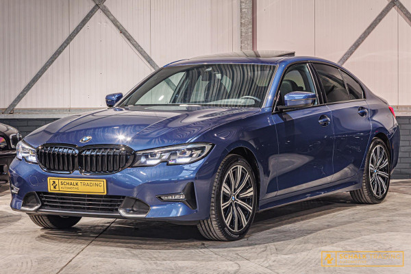 BMW 3 Serie 318i Sport Line|Pano|NAP|HIFI|Trekhaak|Dealerond