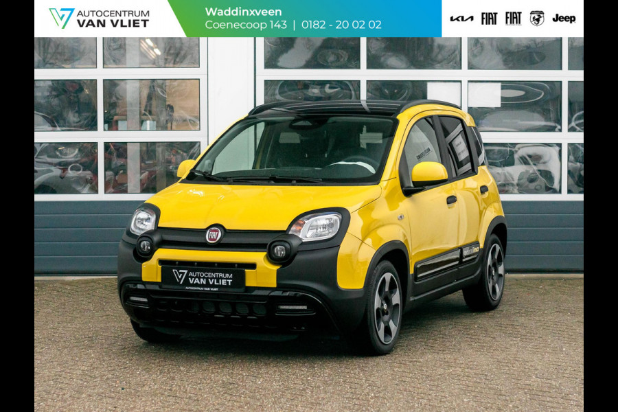 Fiat Panda Hybrid Pandina | Uit voorraad leverbaar | Airco | Cruise | Priv Glass | Dakrails | 15" | PDC | Apple Carply | Bicolore