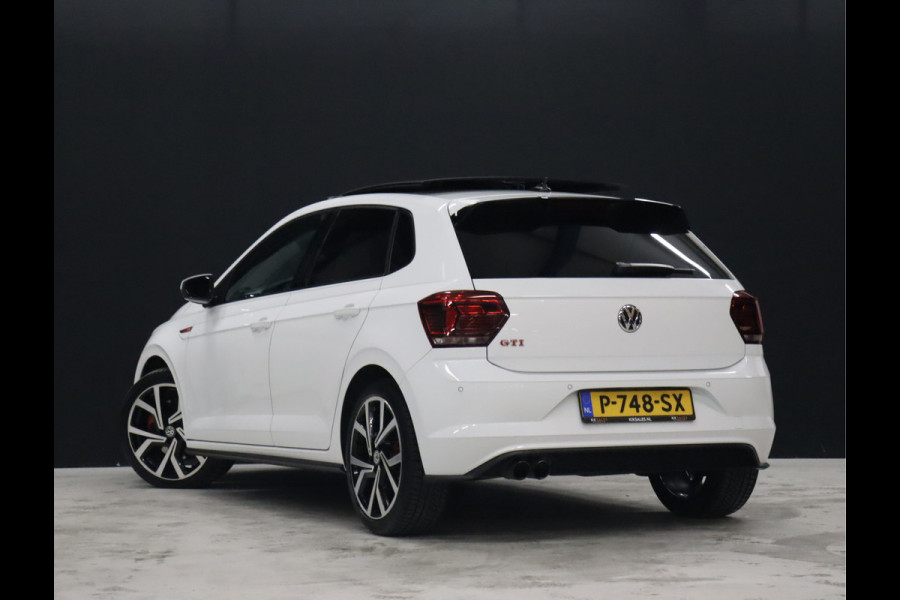 Volkswagen Polo 2.0 TSI GTI [SCHUIFDAK, APPLE CARPLAY, ANDROID, STOELVERWARMING, PDC V+A, NAVI, ADAP. CRUISE, CLIMATE, NIEUWSTAAT]