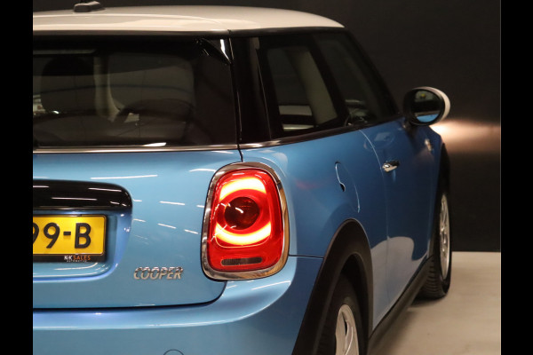 MINI Mini 1.5 Cooper [APPLE CARPLAY, SPORTSTUUR, NAVIGATIE, CRUISE CONTROL, AIRCO, NIEUWSTAAT]