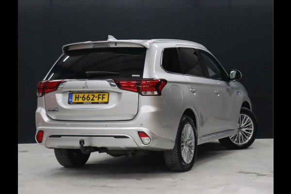 Mitsubishi Outlander 2.4 PHEV Intense [TREKHAAK, CAMERA, APPLE CARPLAY, ANDROID, STOELVERWARMING, PDC V+A, CRUISE, CLIMATE, NIEUWSTAAT]