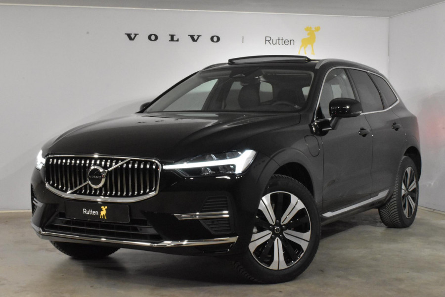 Volvo XC60 T6 350PK Automaat Plug-in hybrid AWD Essential Edition Bright / Driver assist / Park assist voor / Donker getint glas / Climate pack