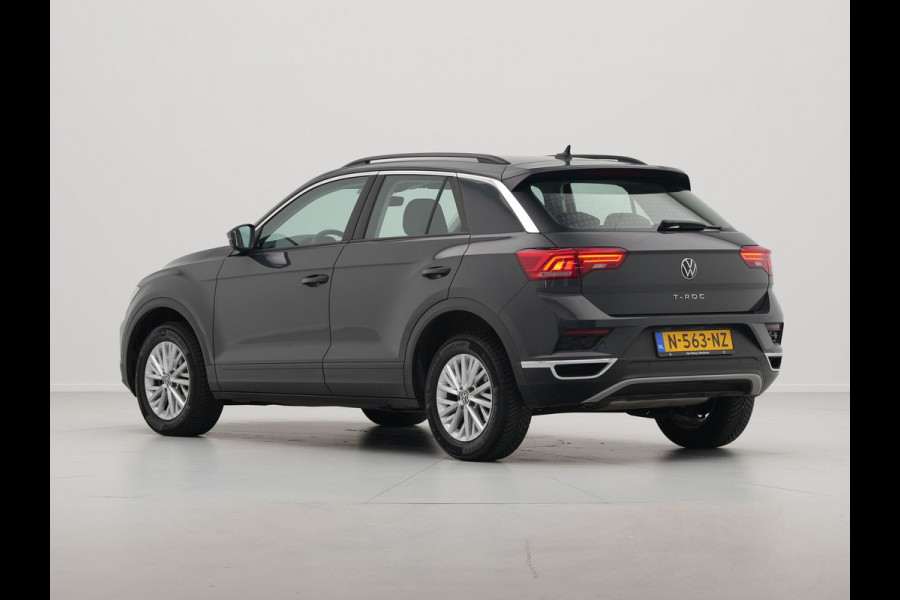 Volkswagen T-Roc 1.0 TSI Style Navi via App Pdc Acc AllSeason banden