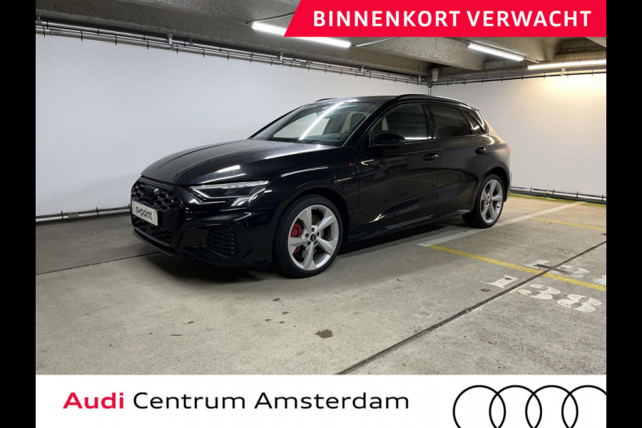 Audi A3 Sportback 45 TFSI e S edition Competition 245 pk S-tronic | Navigatie | Parkeersensoren (Park assist) | Achteruitrijcamera | Adaptieve cruise control | Stoelverwarming | S-line |