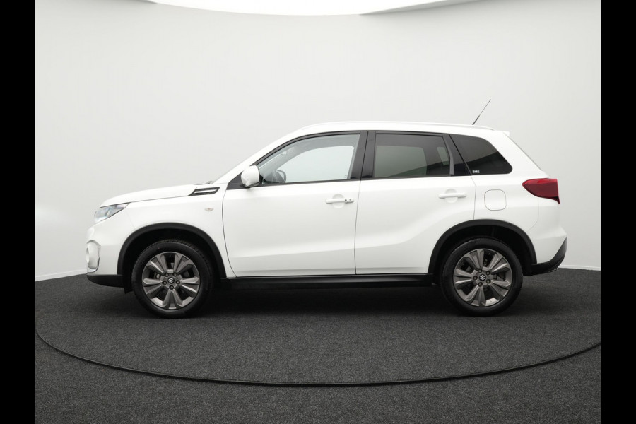 Suzuki Vitara 1.4 Boosterjet Select Smart Hybrid Automaat Dealer O.H. | Trekhaak Afneembaar | Adaptive Cruise | Apple Carplay | Navigatie | Camera | Stoelverwarming | DAB | Climate Control |