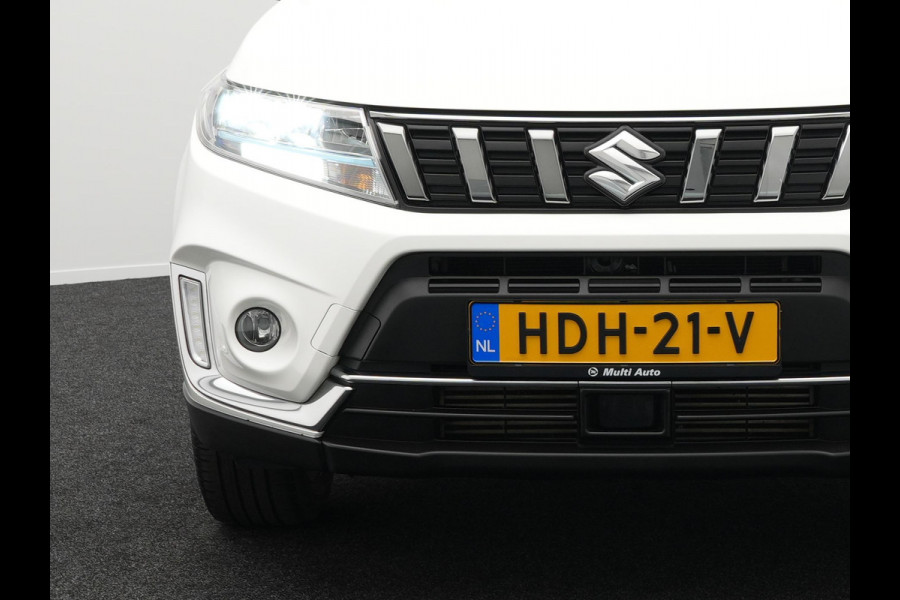 Suzuki Vitara 1.4 Boosterjet Select Smart Hybrid Automaat Dealer O.H. | Trekhaak Afneembaar | Adaptive Cruise | Apple Carplay | Navigatie | Camera | Stoelverwarming | DAB | Climate Control |