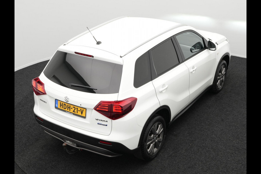 Suzuki Vitara 1.4 Boosterjet Select Smart Hybrid Automaat Dealer O.H. | Trekhaak Afneembaar | Adaptive Cruise | Apple Carplay | Navigatie | Camera | Stoelverwarming | DAB | Climate Control |