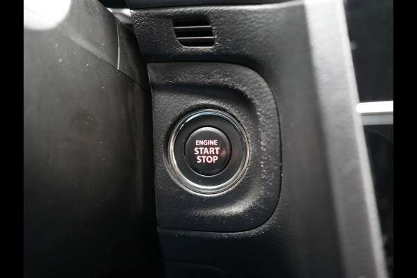 Suzuki Vitara 1.4 Boosterjet Select Smart Hybrid Automaat Dealer O.H. | Trekhaak Afneembaar | Adaptive Cruise | Apple Carplay | Navigatie | Camera | Stoelverwarming | DAB | Climate Control |