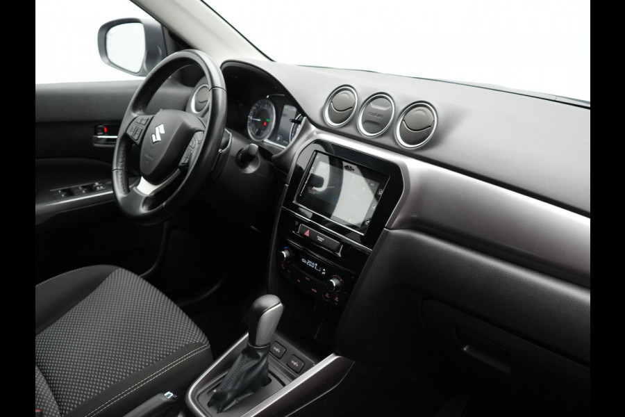 Suzuki Vitara 1.4 Boosterjet Select Smart Hybrid Automaat Dealer O.H. | Trekhaak Afneembaar | Adaptive Cruise | Apple Carplay | Navigatie | Camera | Stoelverwarming | DAB | Climate Control |