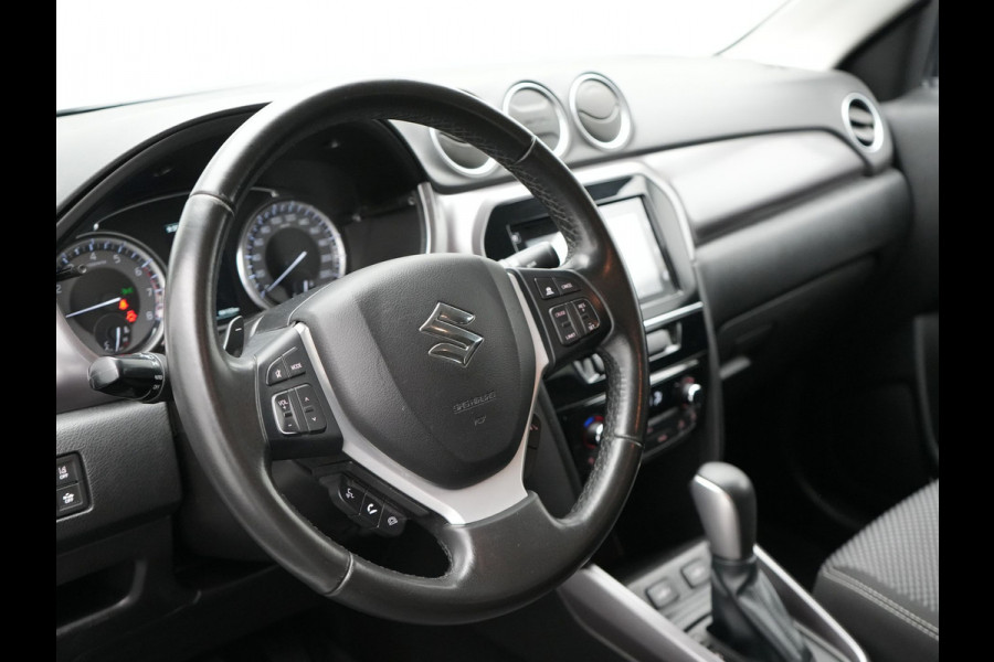 Suzuki Vitara 1.4 Boosterjet Select Smart Hybrid Automaat Dealer O.H. | Trekhaak Afneembaar | Adaptive Cruise | Apple Carplay | Navigatie | Camera | Stoelverwarming | DAB | Climate Control |