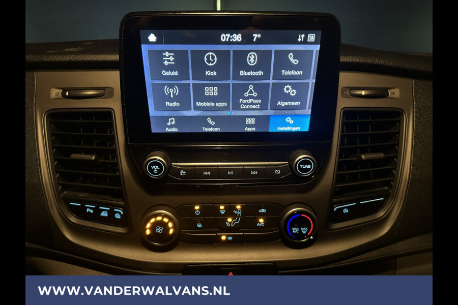 Ford Transit Custom 2.0 TDCI 131pk L2H1 Euro6 Airco | LED | Android Auto | Cruisecontrol | Parkeersensoren | Verwarmde voorruit Bijrijdersbank, 2800kg trekvermogen