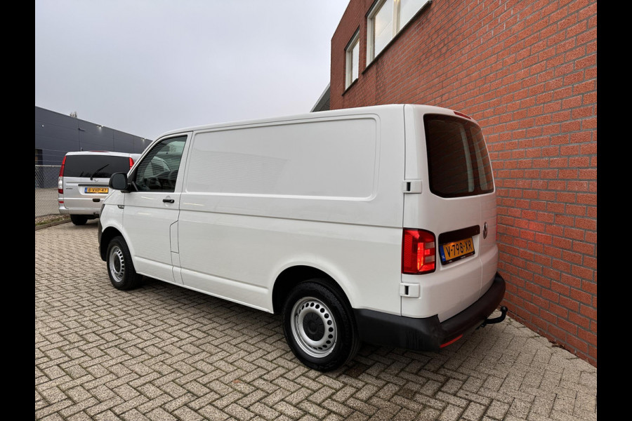 Volkswagen Transporter 2.0 TDI L1H1 Airco Comfortstoel Trekhaak Radio PDC Achter Bluetooth Slechts 75000 km! NL Auto Euro6 #