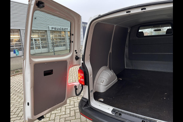 Volkswagen Transporter 2.0 TDI L1H1 Airco Comfortstoel Trekhaak Radio PDC Achter Bluetooth Slechts 75000 km! NL Auto Euro6 #