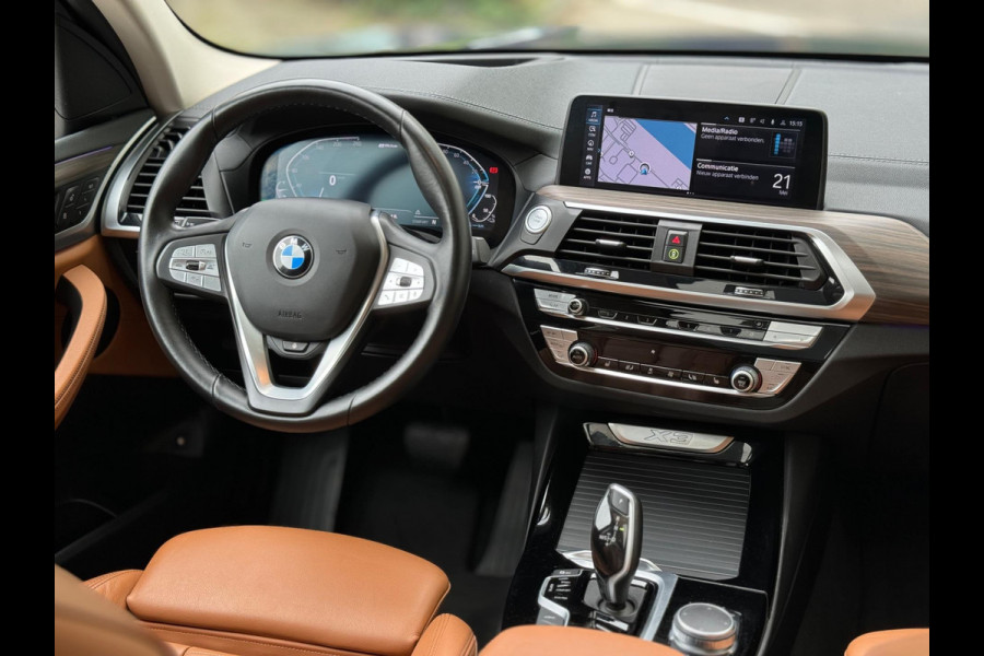 BMW X3 INC BTW! eDrive Panorama Adaptive cruise Digitaldash 360 cam Plug-in Hyb Sfeerverlichting Nieuwstaat Voloptie Stuurverwarm