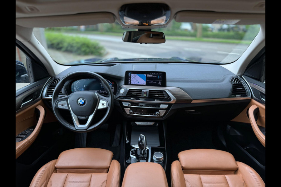 BMW X3 INC BTW! eDrive Panorama Adaptive cruise Digitaldash 360 cam Plug-in Hyb Sfeerverlichting Nieuwstaat Voloptie Stuurverwarm