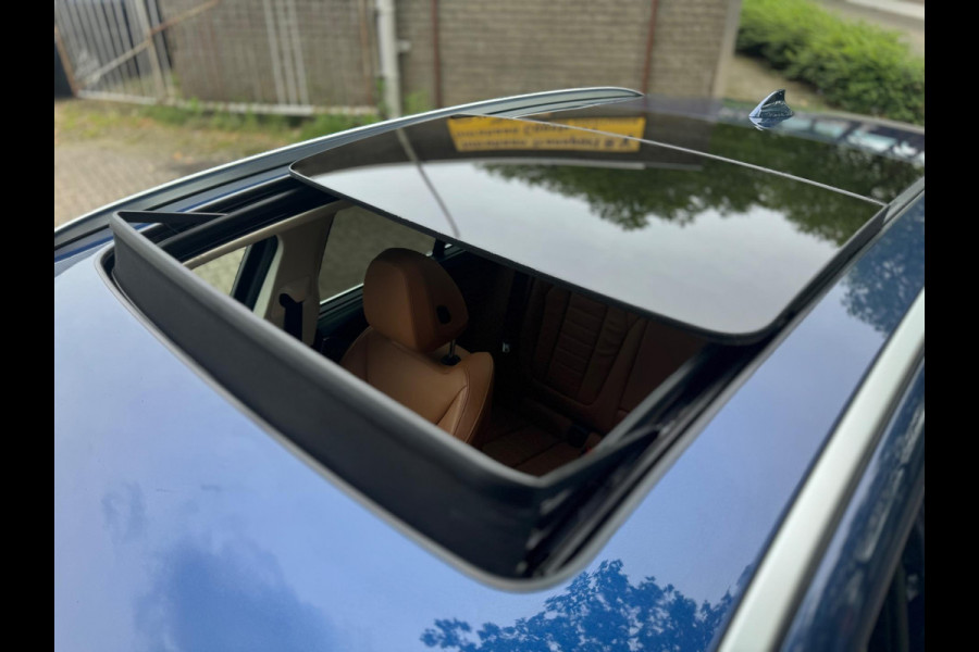 BMW X3 INC BTW! eDrive Panorama Adaptive cruise Digitaldash 360 cam Plug-in Hyb Sfeerverlichting Nieuwstaat Voloptie Stuurverwarm