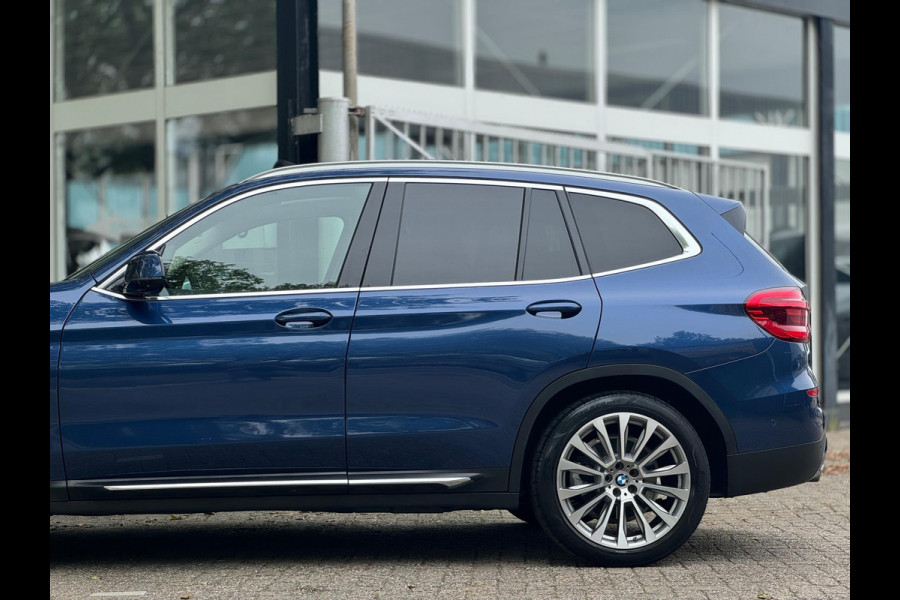 BMW X3 INC BTW! eDrive Panorama Adaptive cruise Digitaldash 360 cam Plug-in Hyb Sfeerverlichting Nieuwstaat Voloptie Stuurverwarm