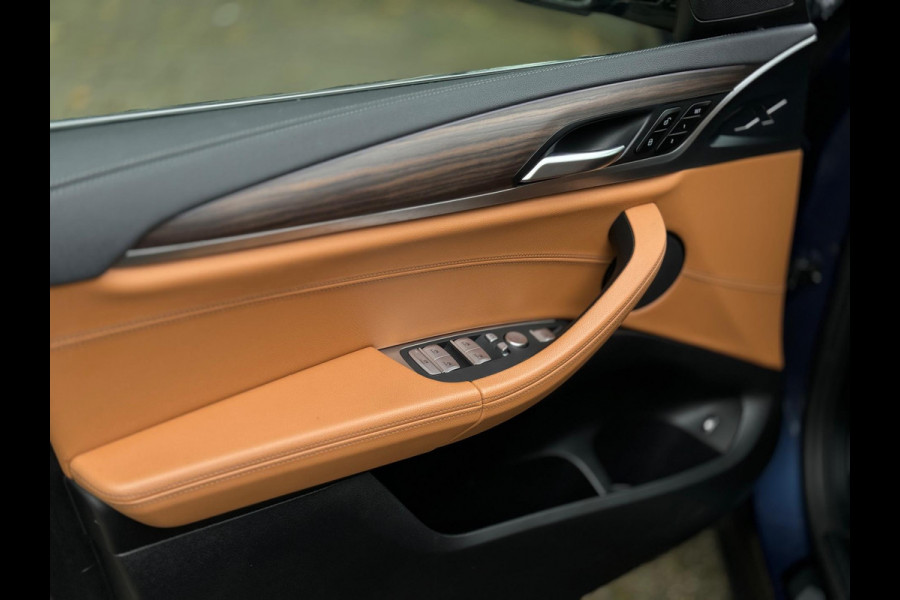 BMW X3 INC BTW! eDrive Panorama Adaptive cruise Digitaldash 360 cam Plug-in Hyb Sfeerverlichting Nieuwstaat Voloptie Stuurverwarm