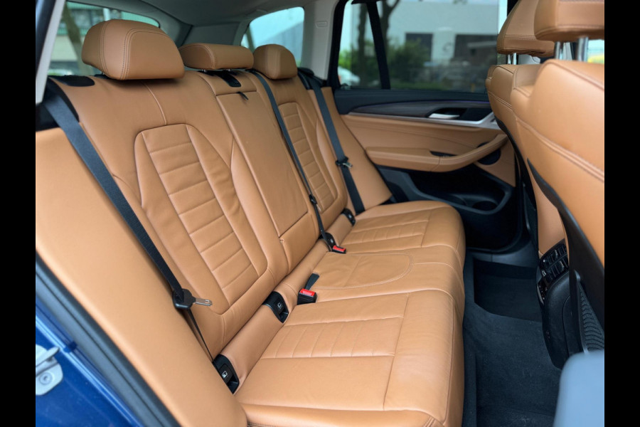 BMW X3 INC BTW! eDrive Panorama Adaptive cruise Digitaldash 360 cam Plug-in Hyb Sfeerverlichting Nieuwstaat Voloptie Stuurverwarm