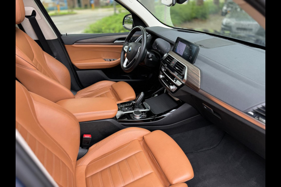 BMW X3 INC BTW! eDrive Panorama Adaptive cruise Digitaldash 360 cam Plug-in Hyb Sfeerverlichting Nieuwstaat Voloptie Stuurverwarm
