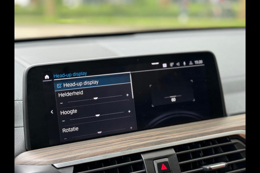 BMW X3 INC BTW! eDrive Panorama Adaptive cruise Digitaldash 360 cam Plug-in Hyb Sfeerverlichting Nieuwstaat Voloptie Stuurverwarm