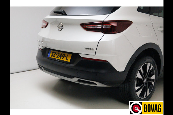 Opel Grandland X 1.2 Turbo 130 PK Business Executive | Leer | Panoramadak,| Stoelverwarming | Apple carplay, Elec klep, Elec. stoelen met geheugen, Stoelverw, Stoelkoeling